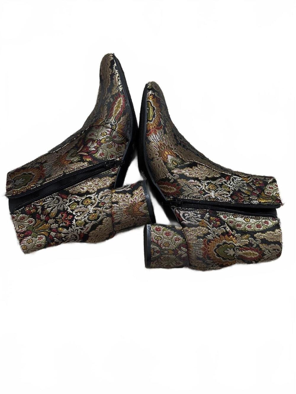 Unisa Women's "Uncayzea" Floral Tapestry Brocade Ankle Boots 7.5 Whimsigoth boho